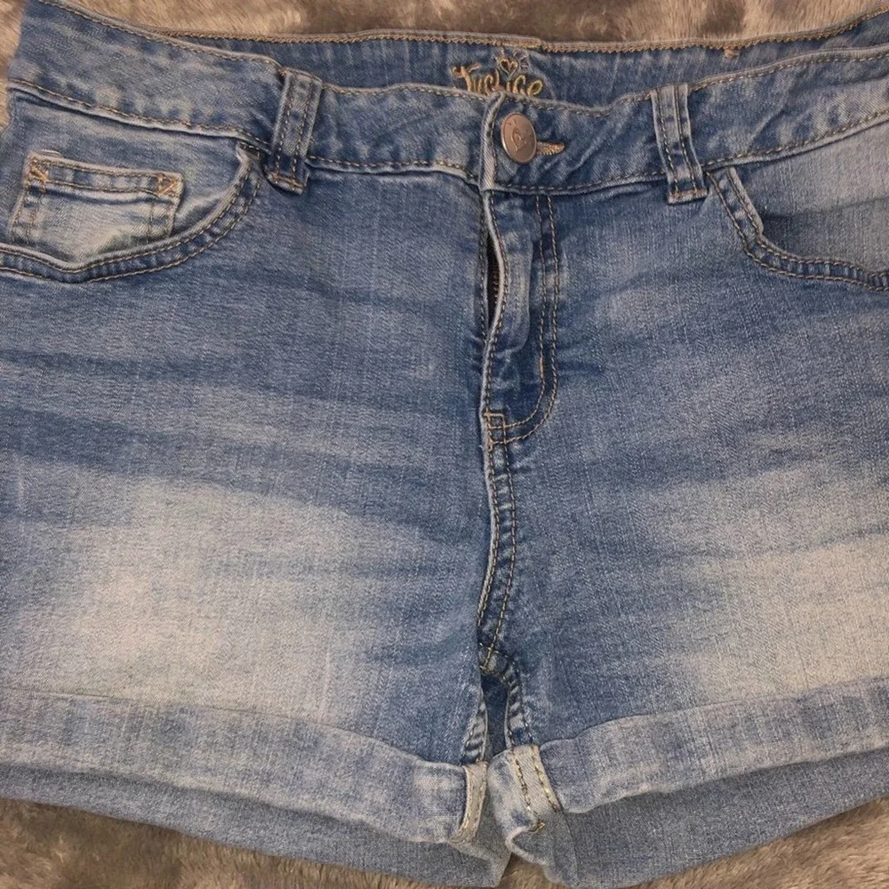 Justice Girls Distressed Cuffed Denim Jean Shorts Size 12 Plus Summer Blue